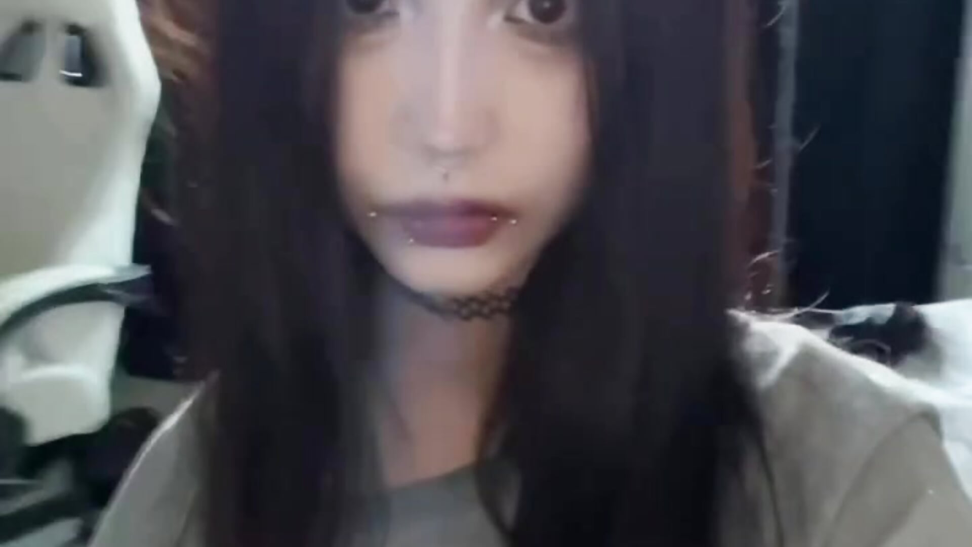 Just lipsing