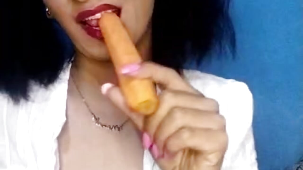 F Rabbit girl - vidéo du modèle de showcams SQUIRT_MILF_PVT