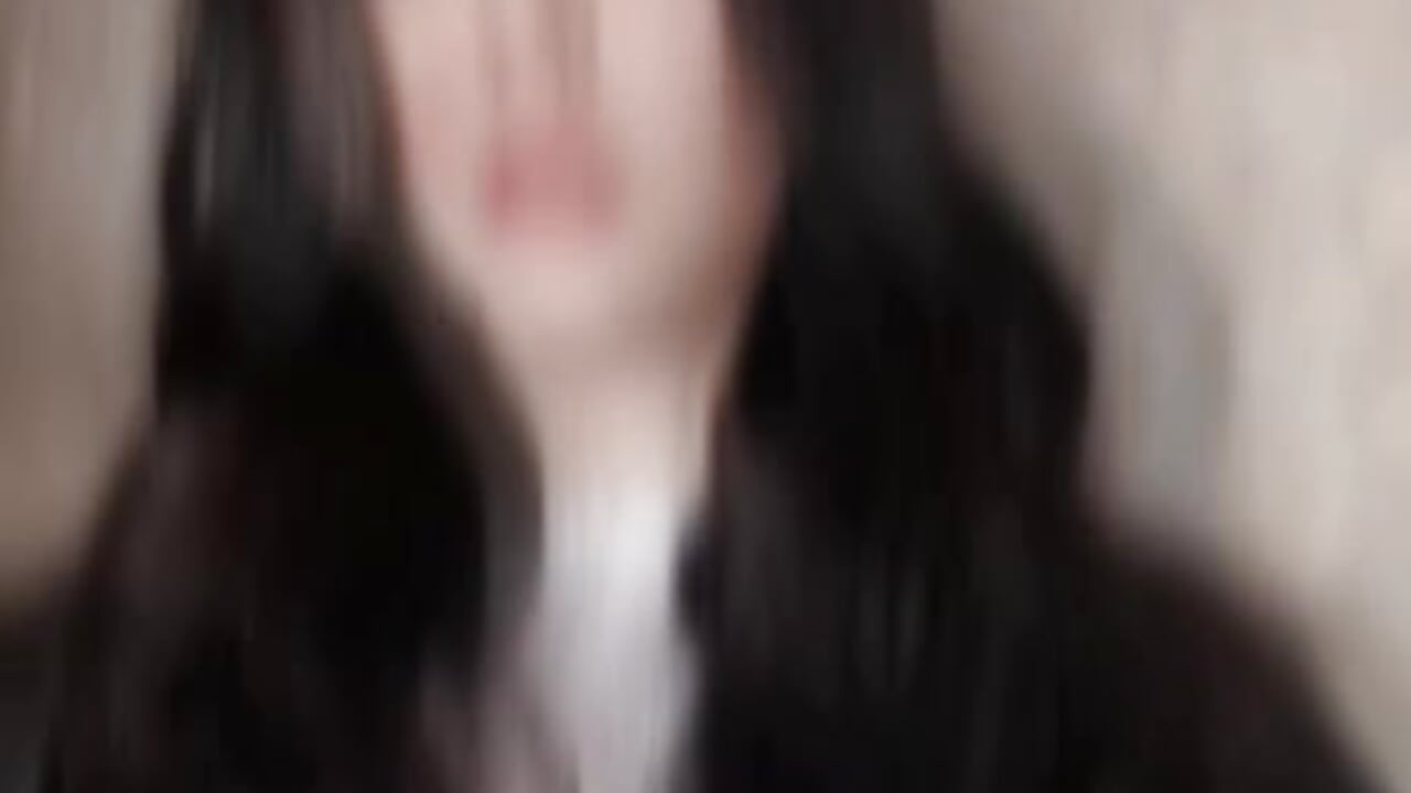 Just me – video af LilyMinimum cam-model
