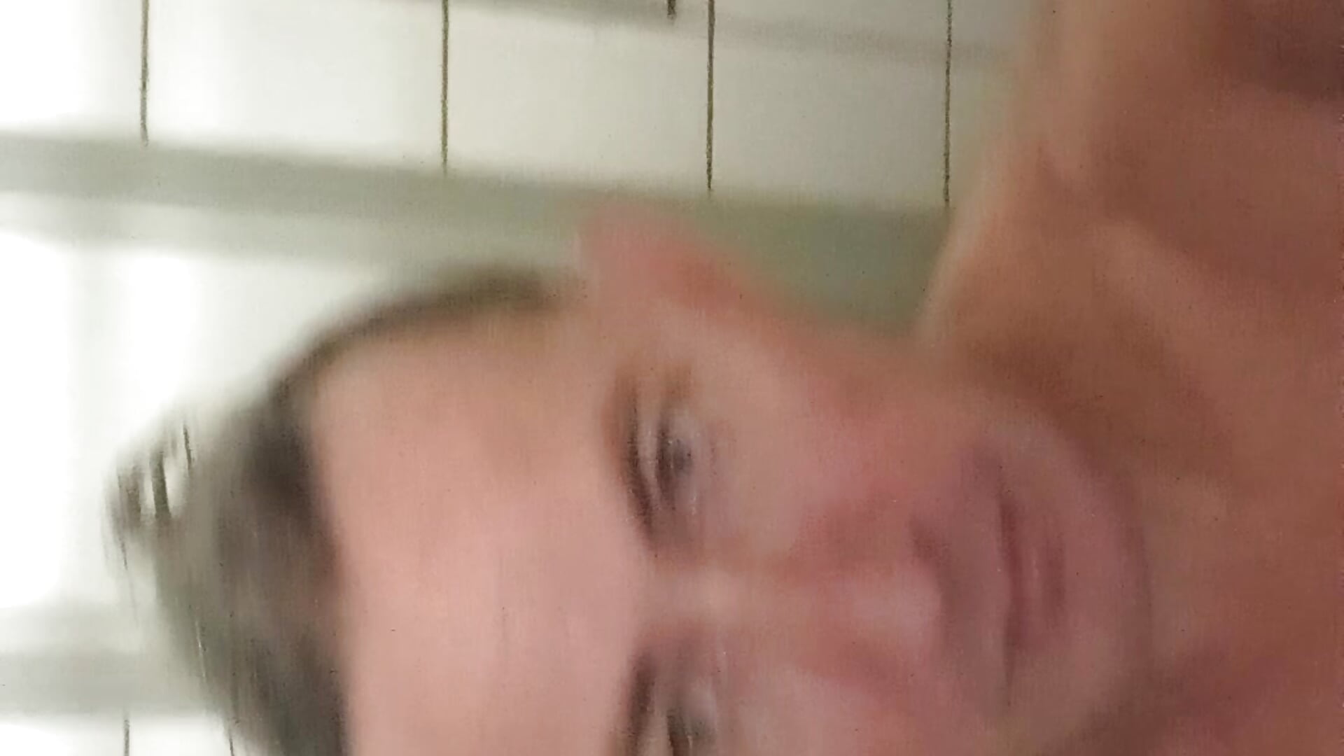 unter der Dusche - video di quarizo modella di cam