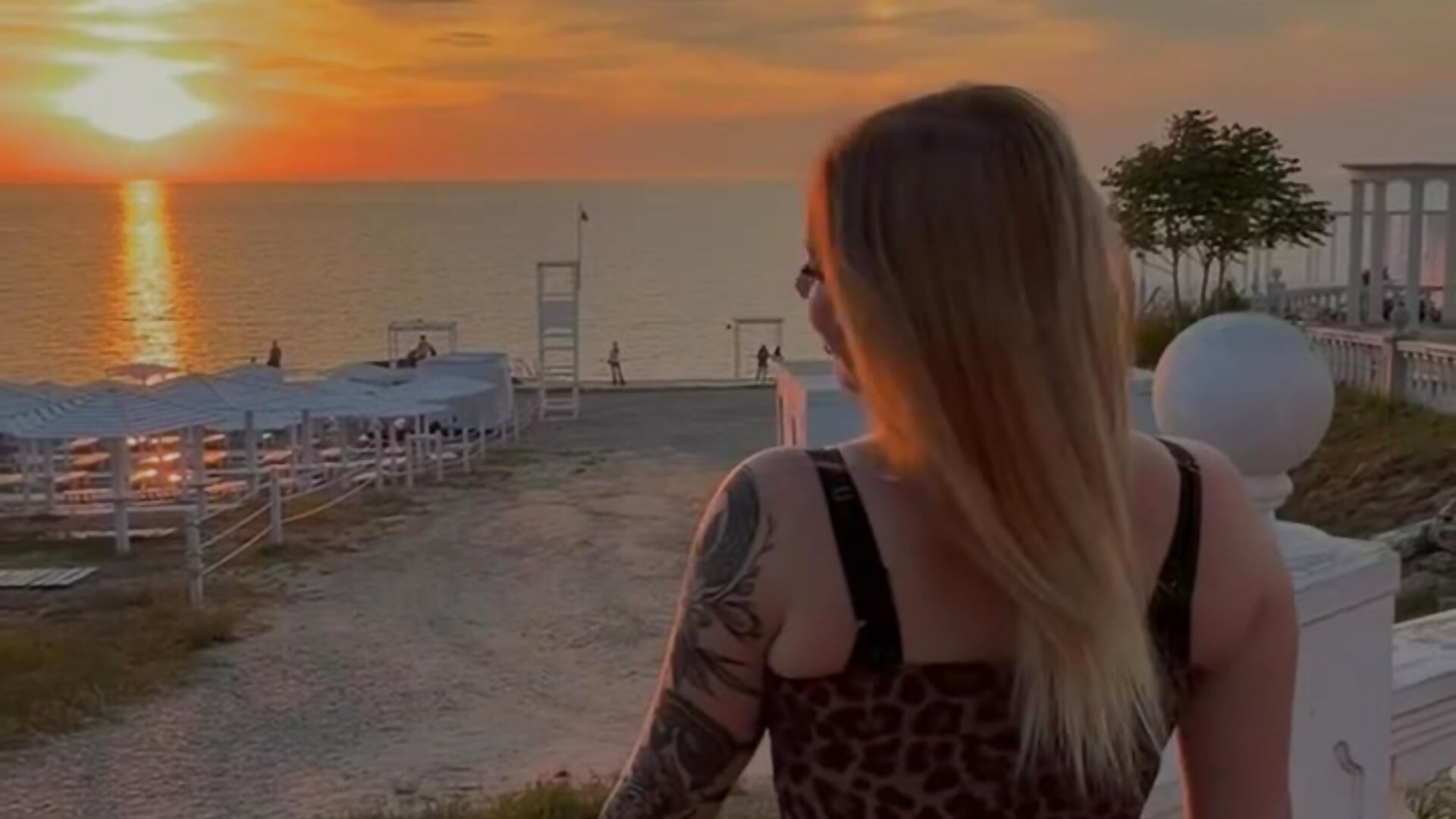 sunset on the coast - clip cu pingkwink model videochat