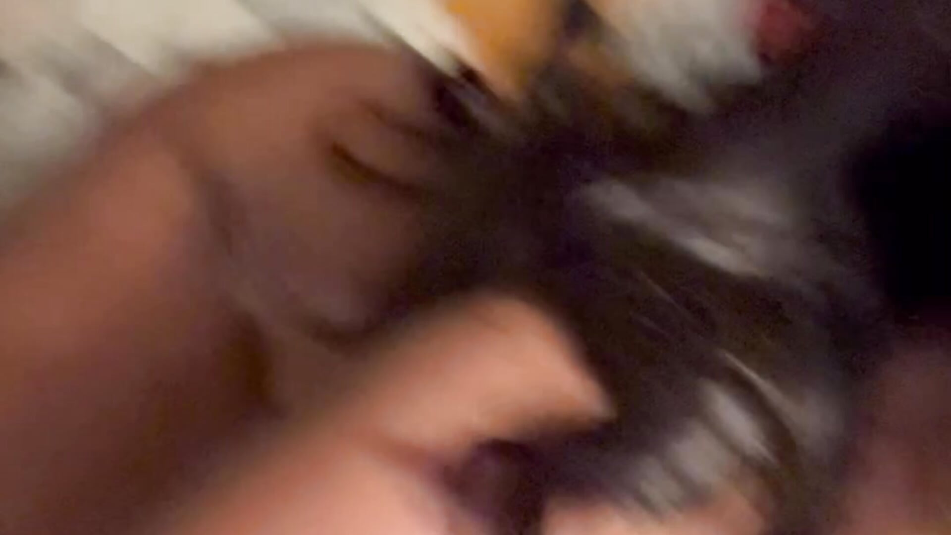 Bouncing on dat 😉 — filmik shyebonymilf, modela(-lki) na kamerkach