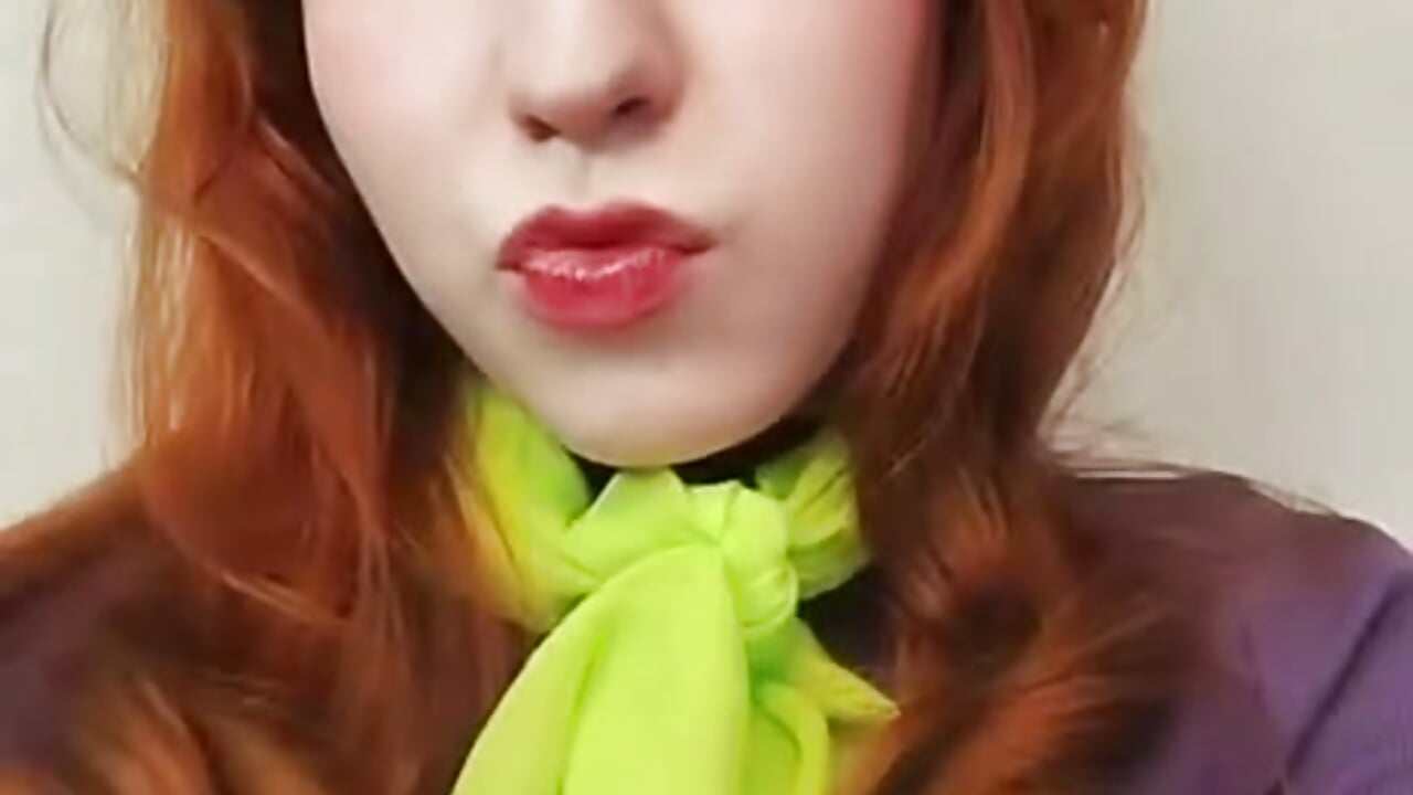 Daphne - video by grrr_Rose cam model