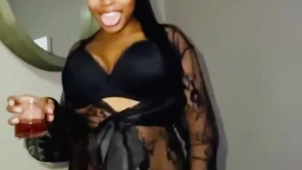 Feelingsexymoments🤭❤️