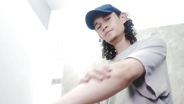 Royal_Y0ung - Cam Model Trending Video 8213