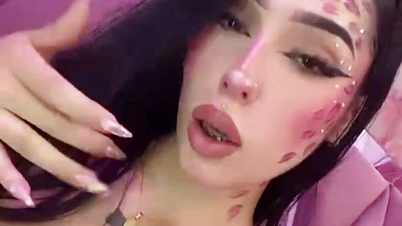 💖 WELCOME TO MY SWEET ROOM 💖 - Violett_addams_7 adlı kamera modelinin videosu