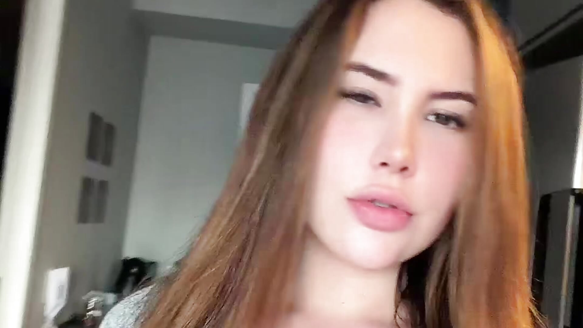 Oii - clip cu Rafaelanery model videochat