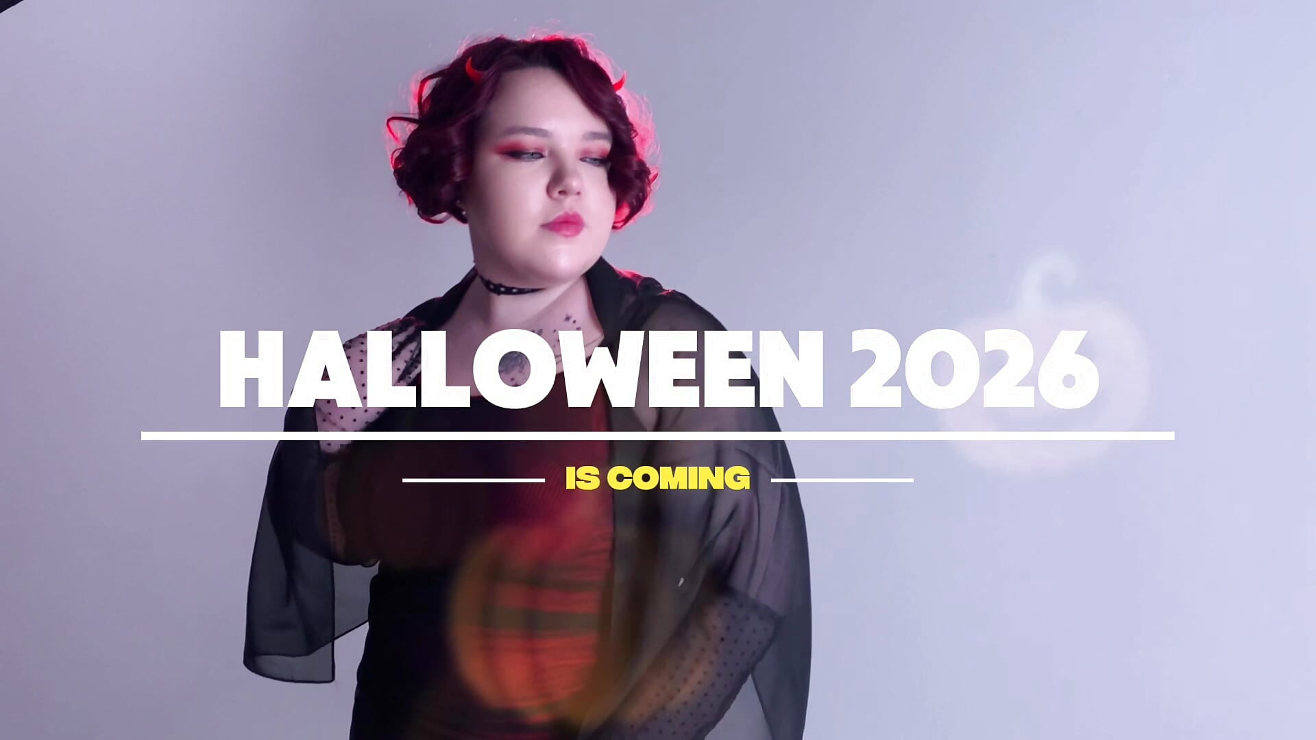Spooky season 🎃 – video od webkamerové modelky IvoryeFlame