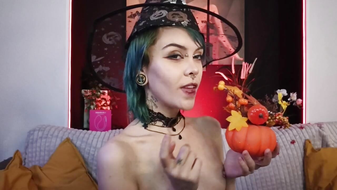 Happy Halloween! 2025! – video od webkamerové modelky Stars_Drops