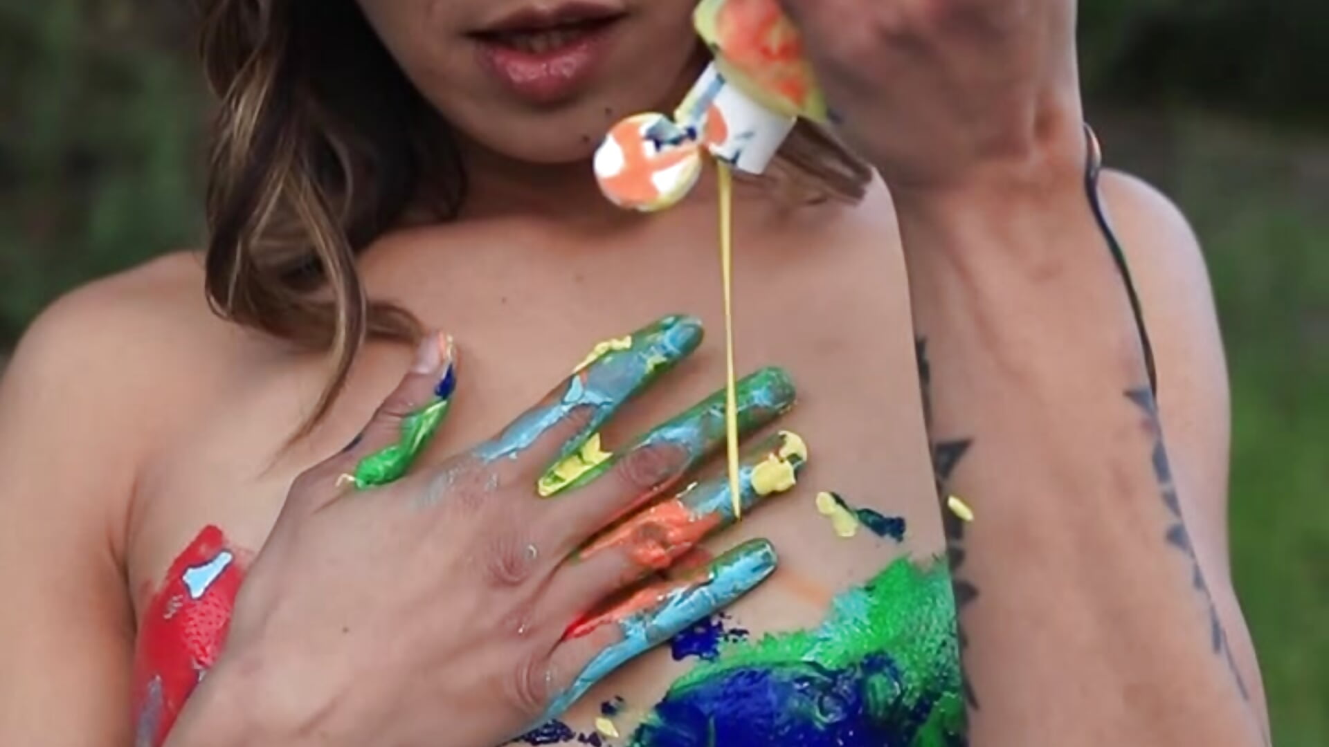 It’s more fun messy - video van HappyAfterDark cam-model