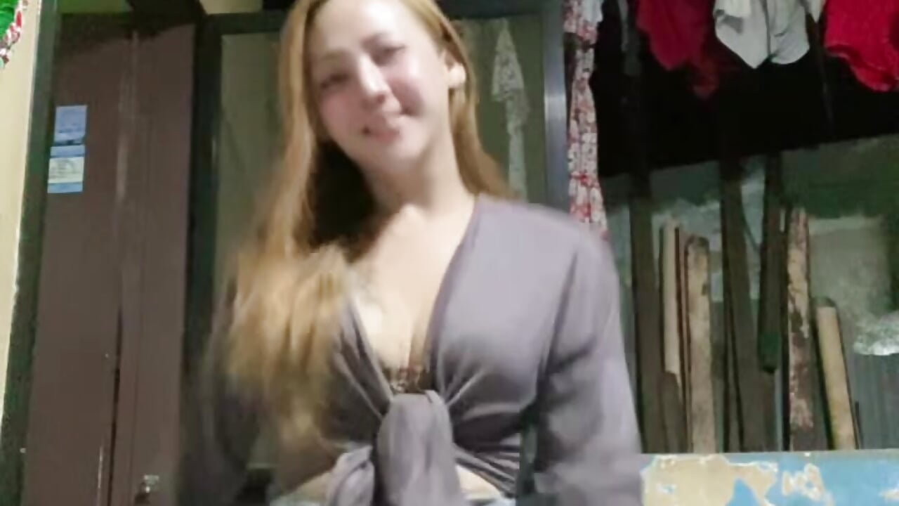 this is how i dance gracefully :) - 視頻由 Urasianhardfuck28xxx 主播提供