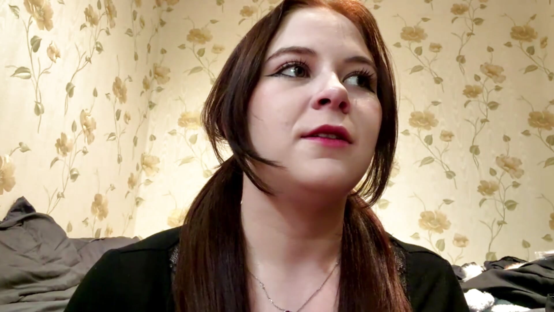Your Favorite Distraction 💋 - Video von KariStpeters Cam-Model