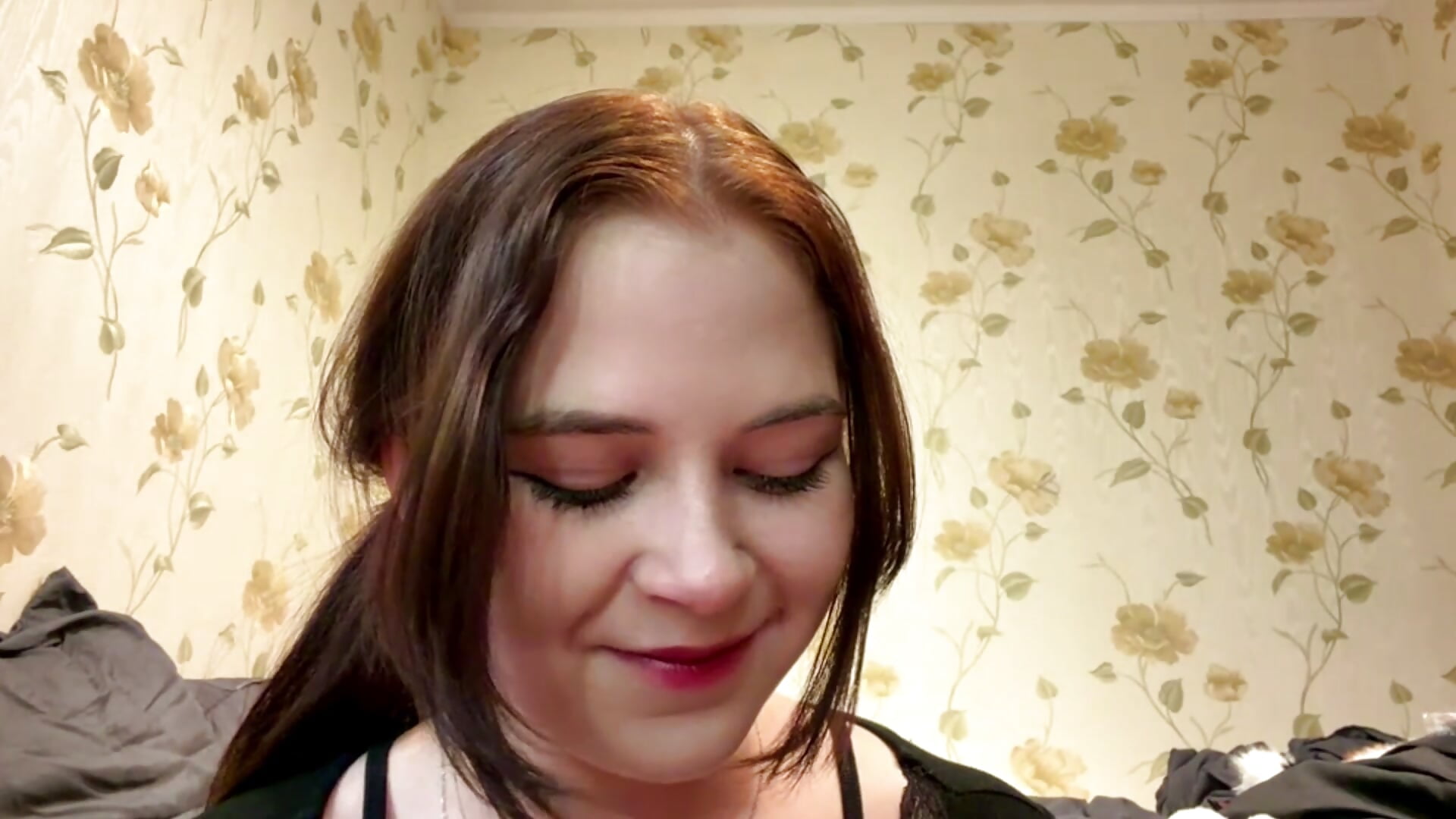 Press Play, Stay Awhile ▶️ - Video von KariStpeters Cam-Model