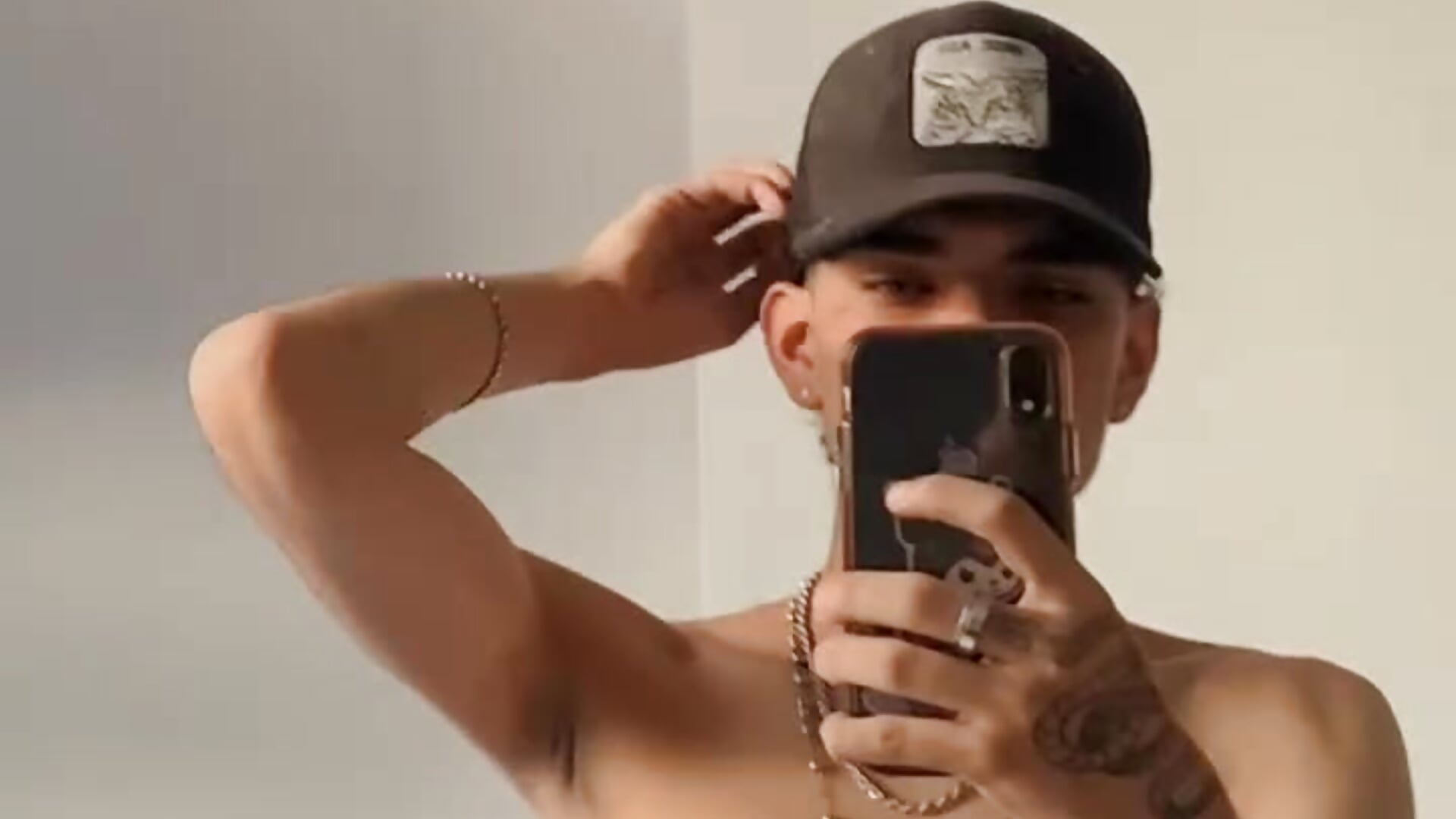 👋