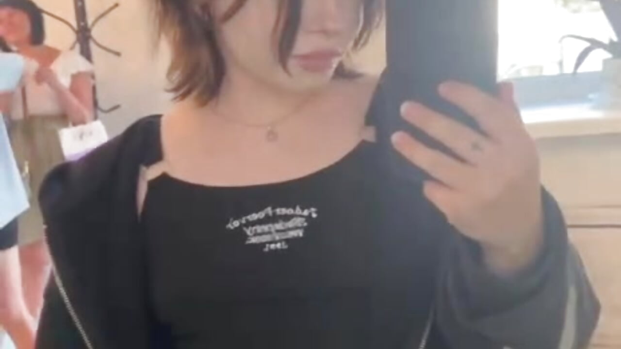 Hi - video by Cuddly_Kitten_ cam model