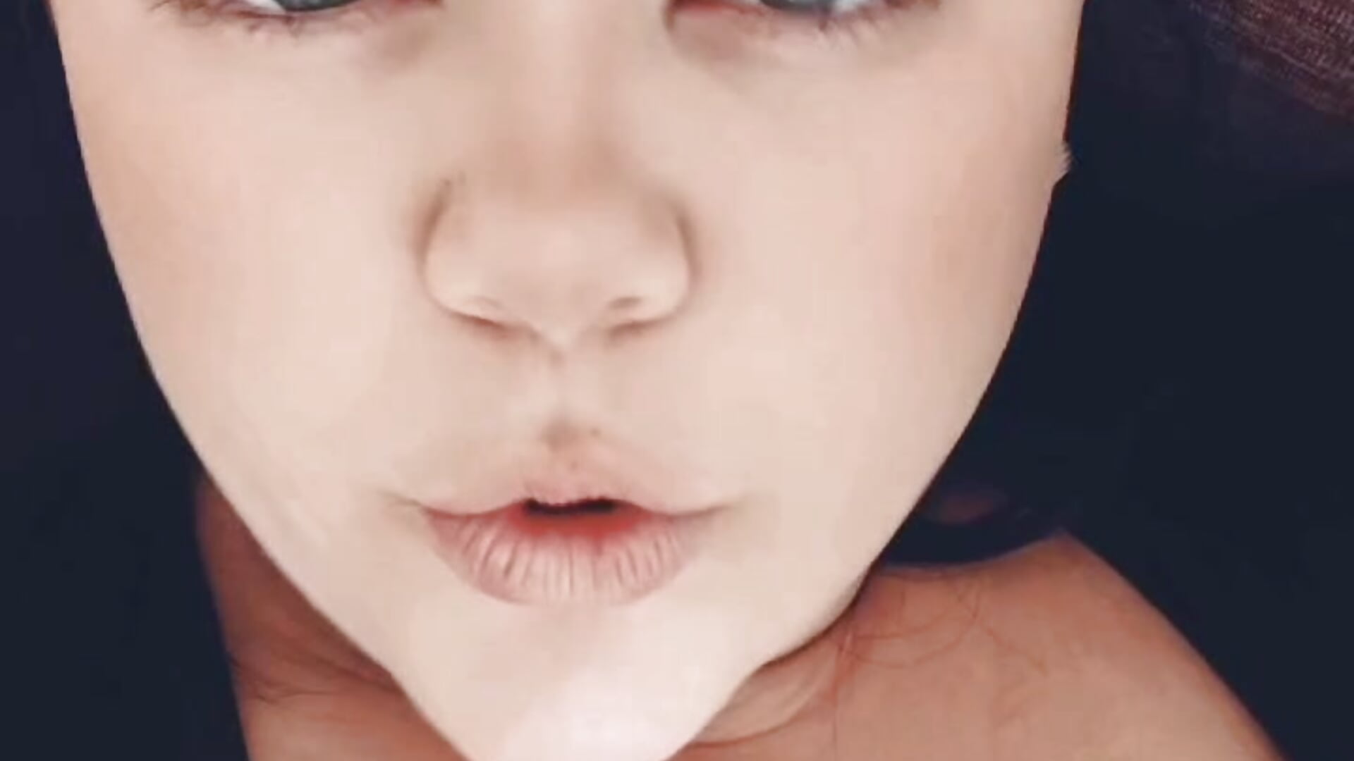 🎀 Nothing too naughty… Just me looking cute for you. - video của người mẫu cam Scarrlet_Rou