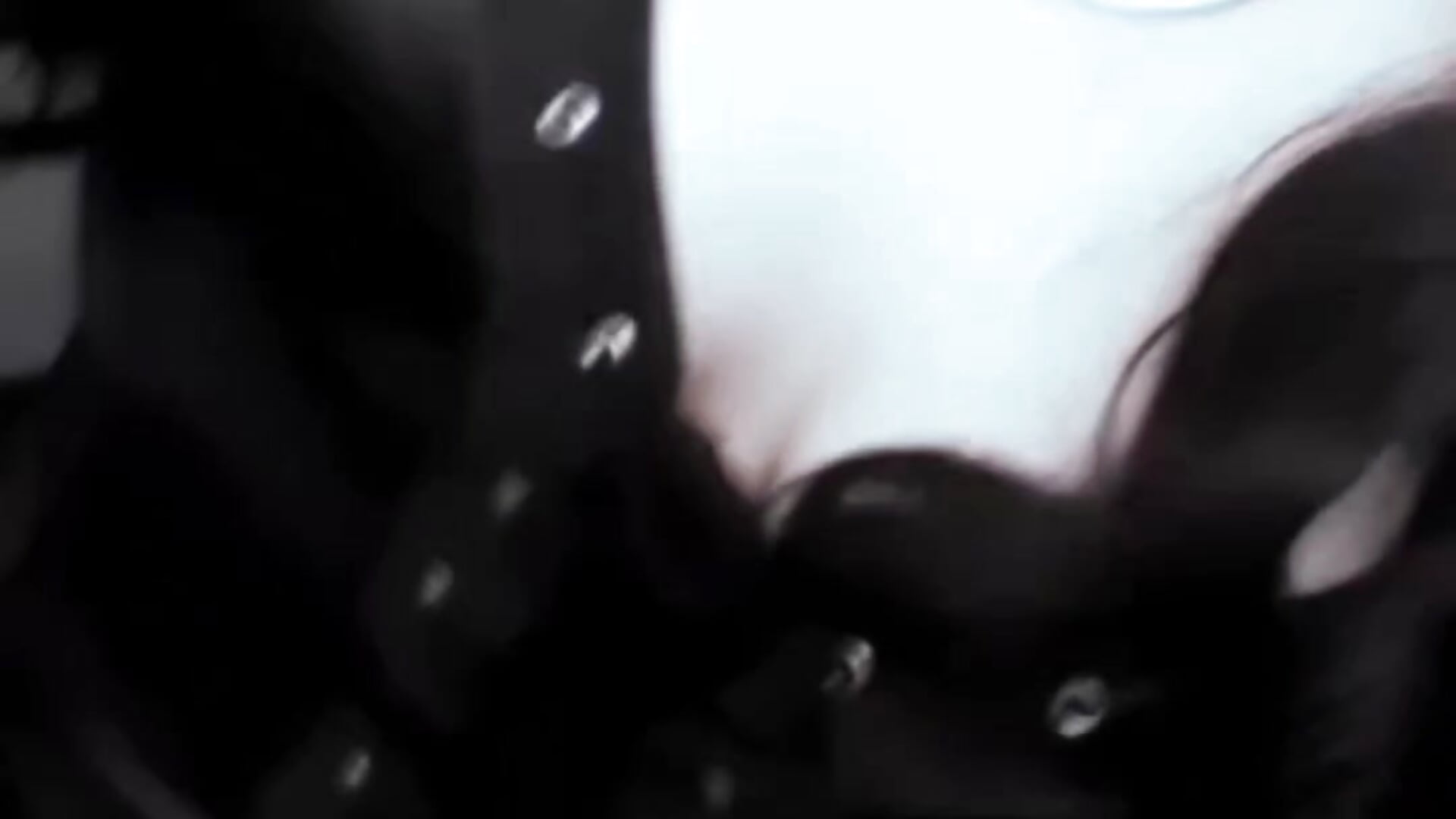 🦇 - فيديو من MannaMoon موديل الكام