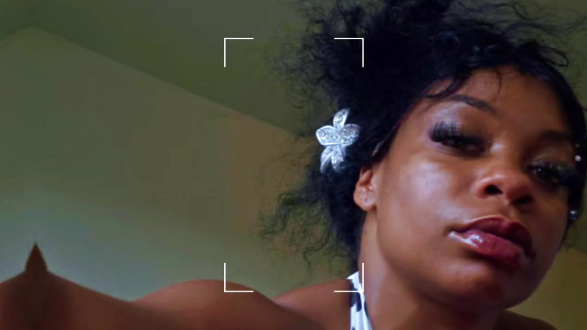 Polka dot shots - Buybyekitty adlı kamera modelinin videosu