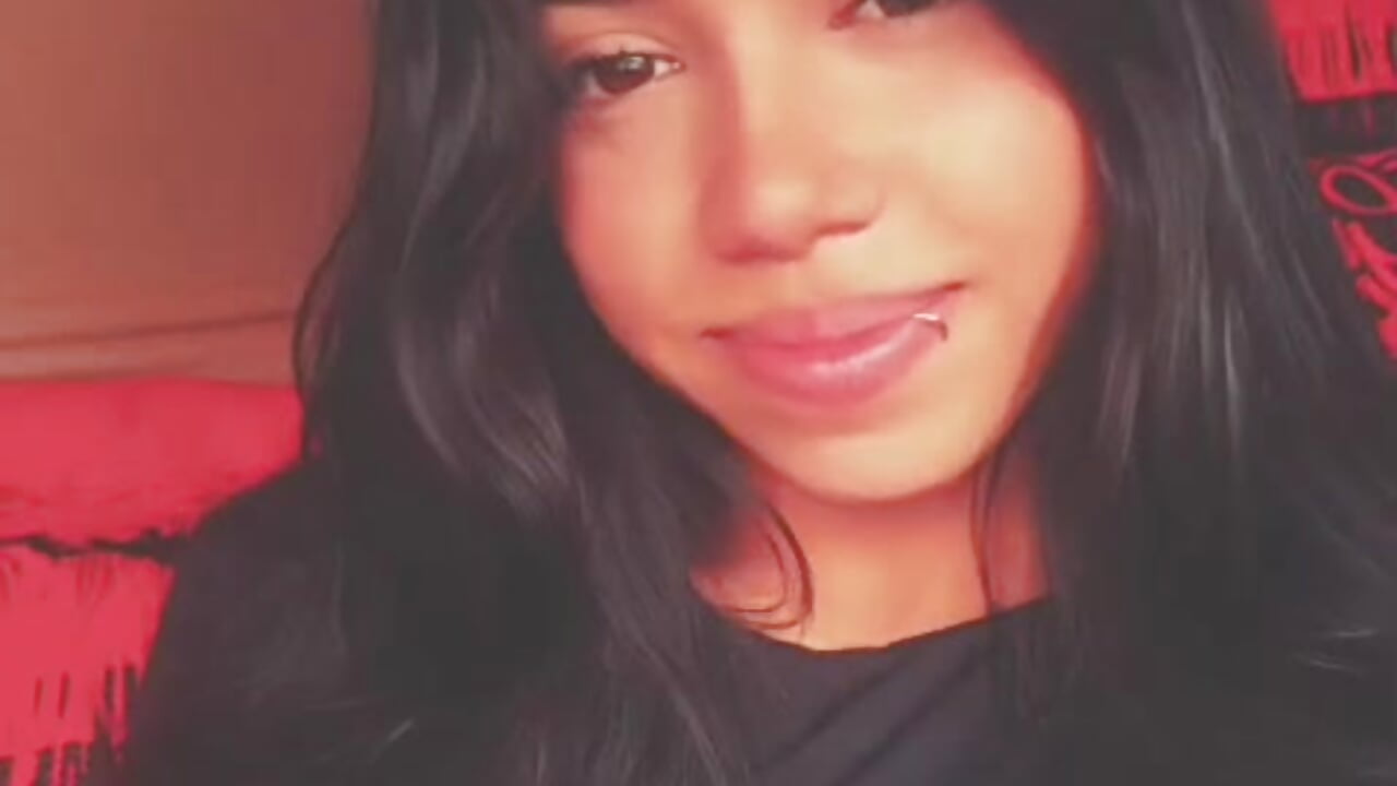 hi – video od webkamerové modelky jasmine_saenz