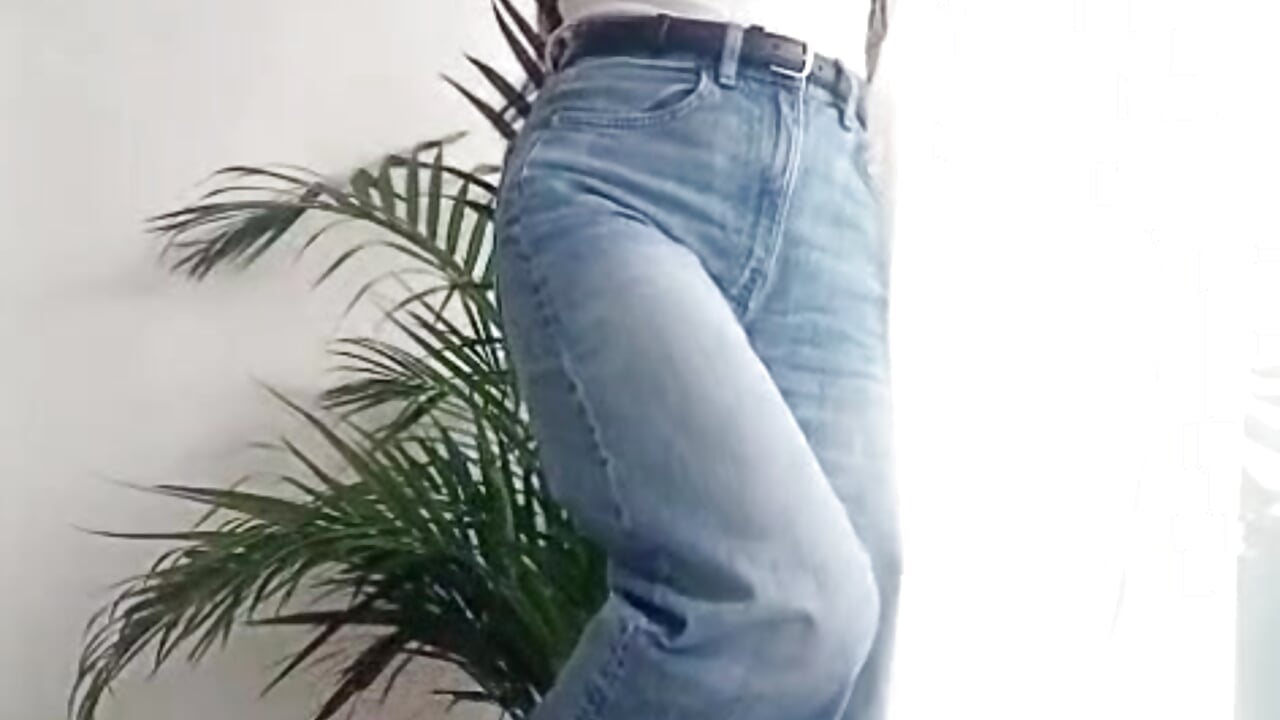 Hello 😏💕 - video by Valeria__Parker cam model