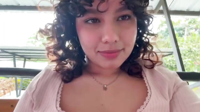 HI - video by _Gaby_01 cam model