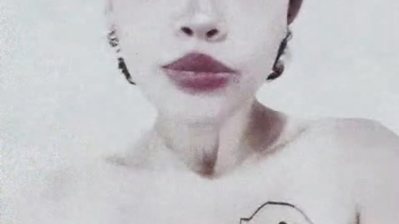 🐰 - video oleh Medusa66_ kamera model