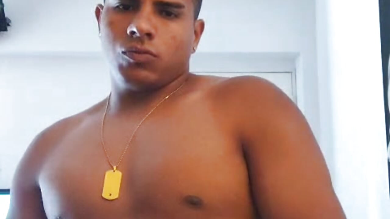 Hunter_master adlı kamer modelinin viral videoları:  4495