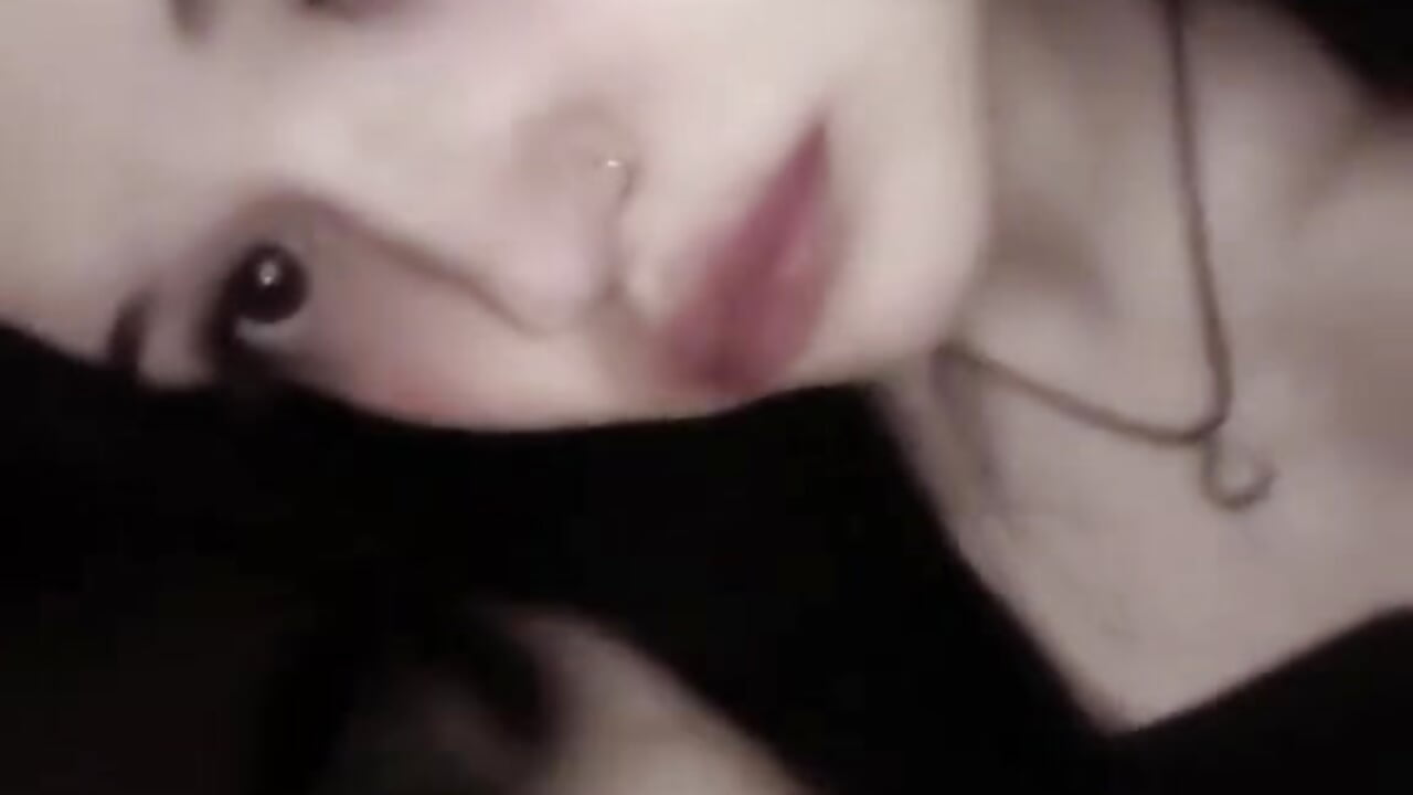 Morning video >3 - video van BunBunMisty cam-model