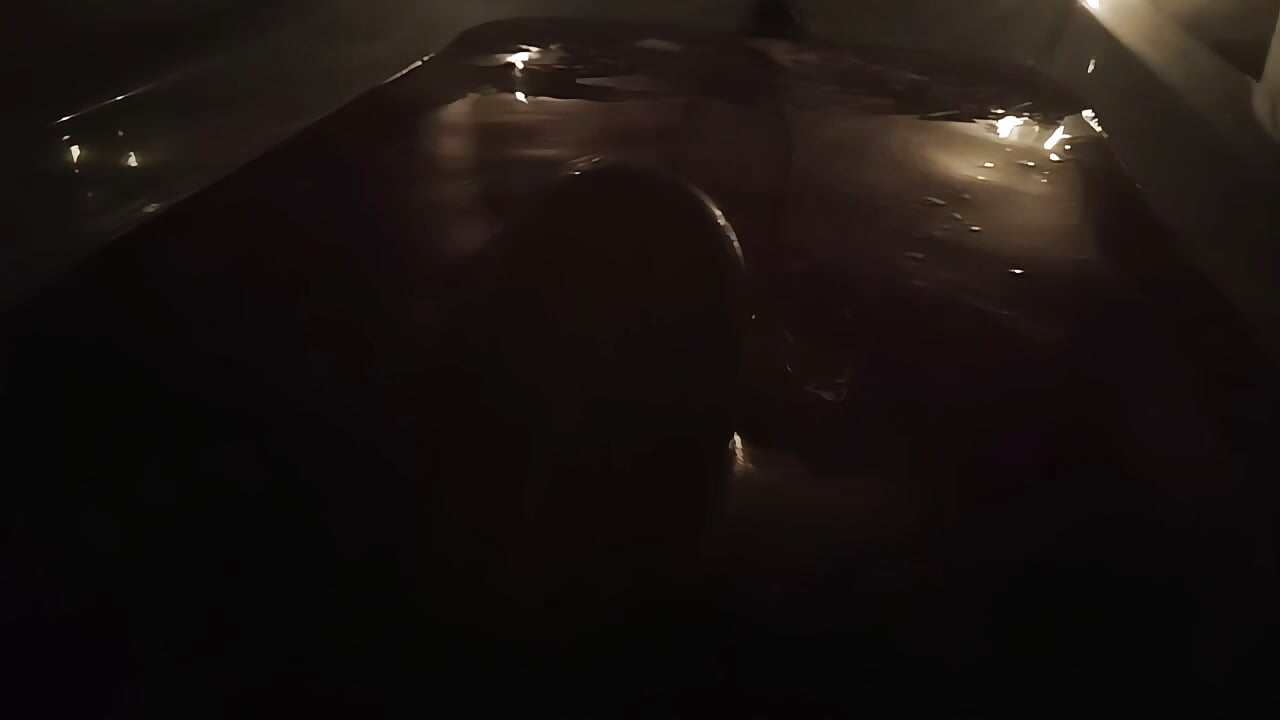 cozy evening in the bathroom (´｡•ᵕ •｡`) - clip cu ViviVapo model videochat