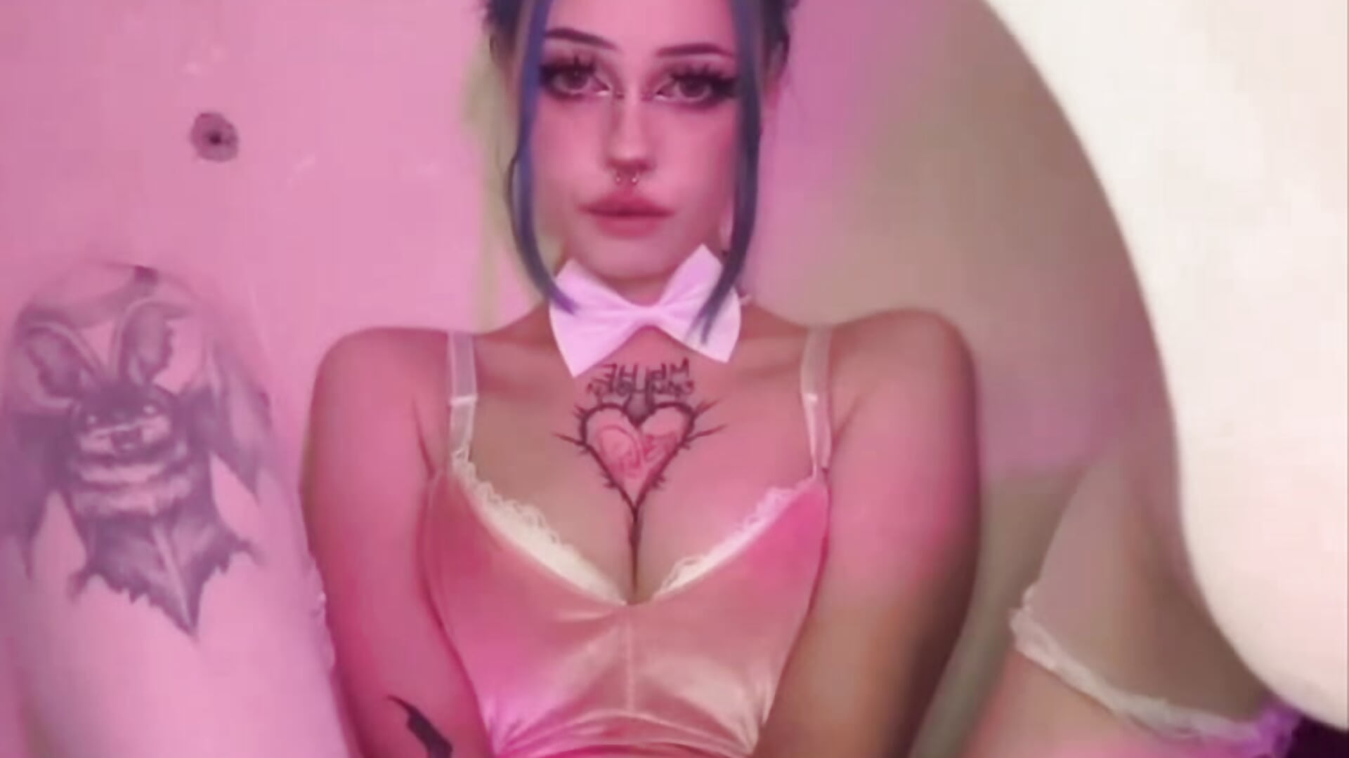 bunny - Video von AnnieTouch Cam-Model
