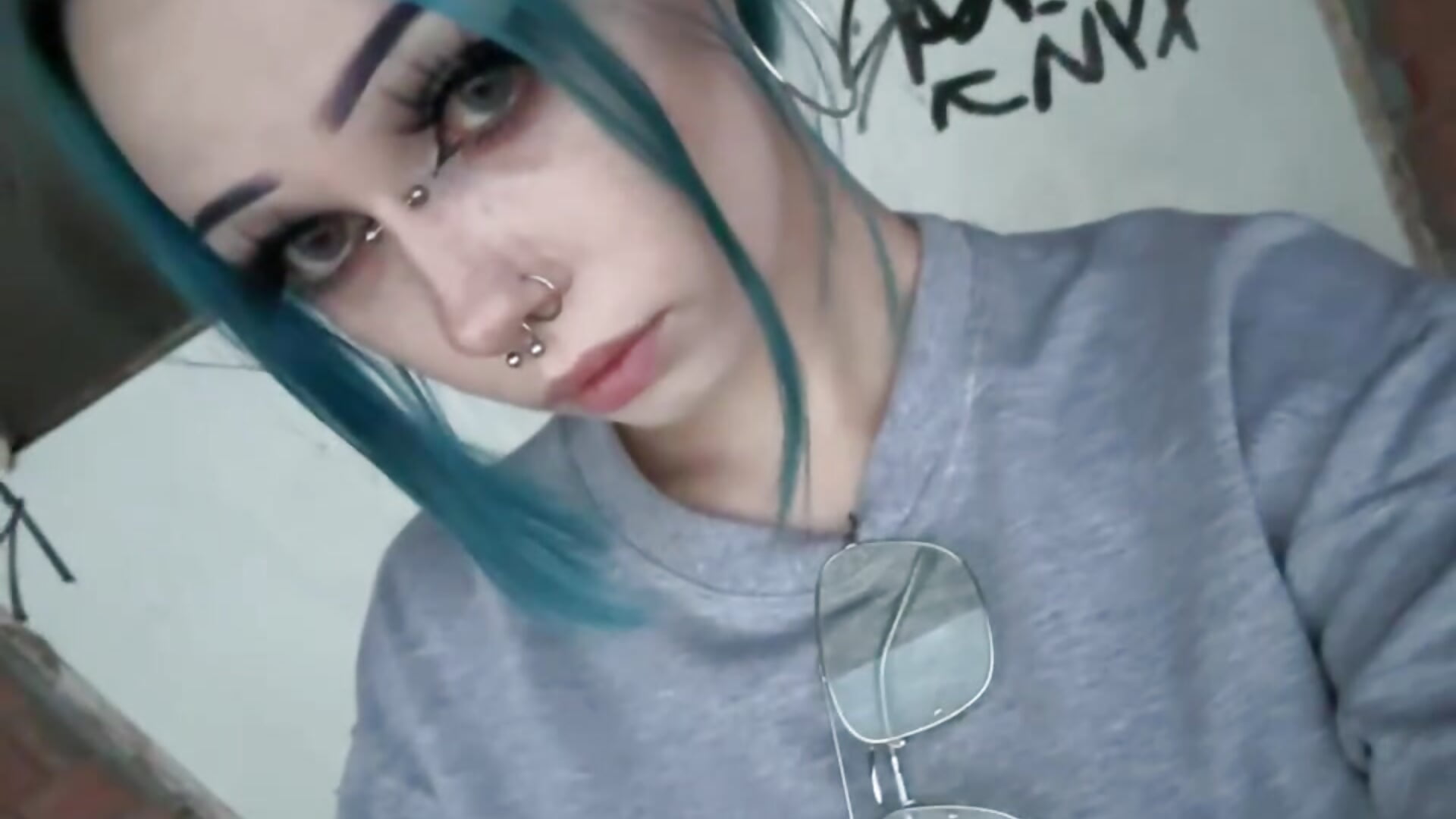 sexy kitty :3 - video by AnnieTouch cam model