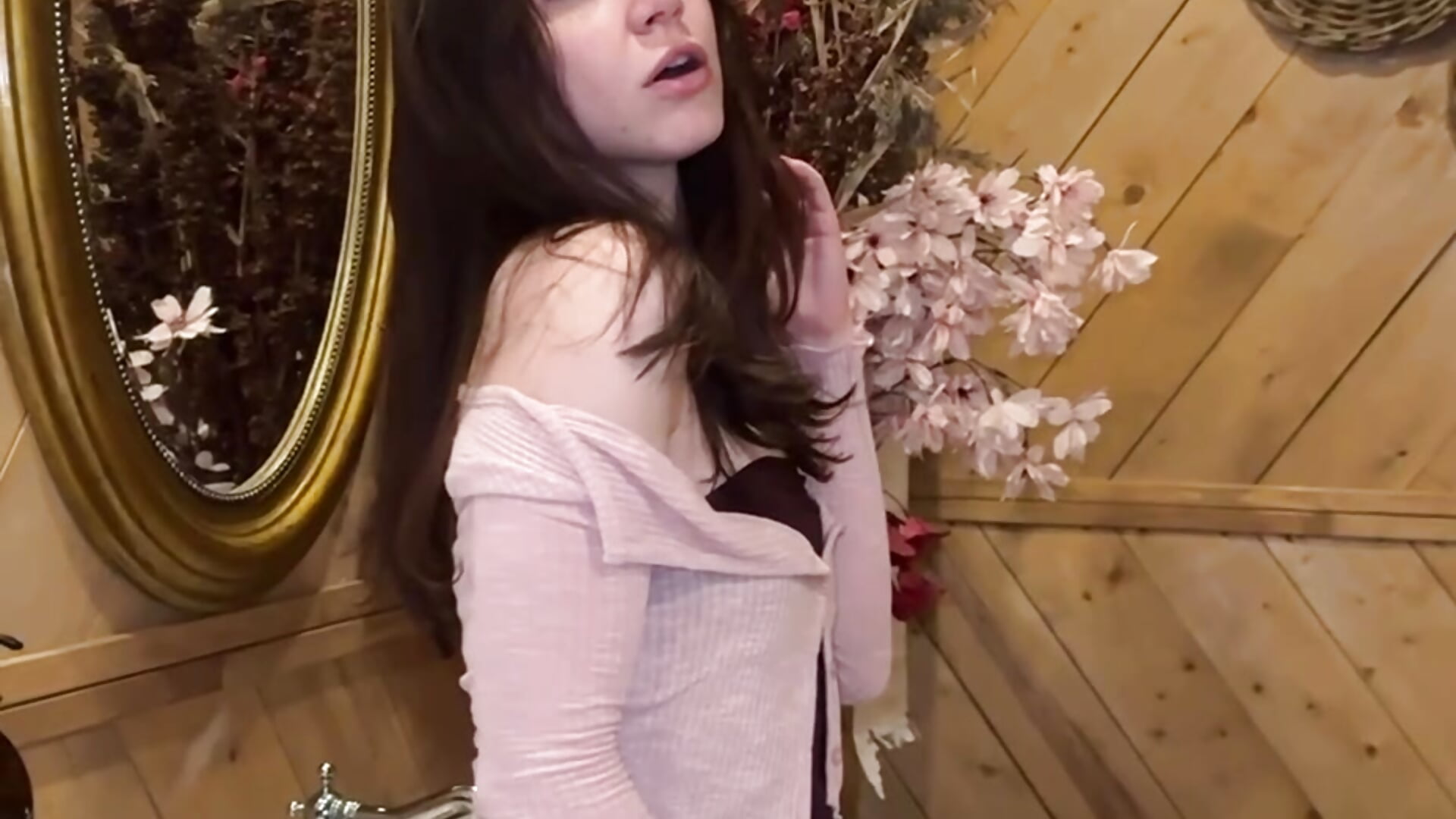 wow1 - video by wooooooooooooooow cam model