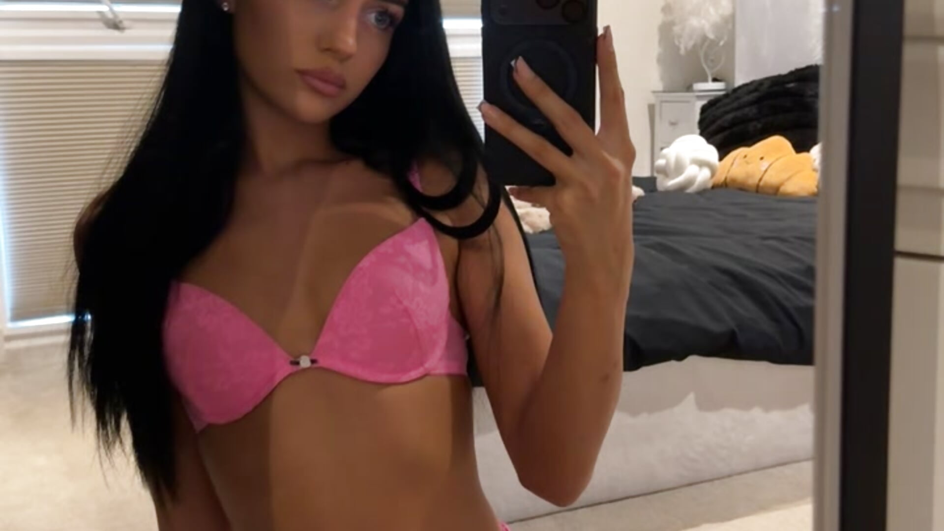 Teaser😜 — filmik Kylierhodes, modela(-lki) na kamerkach