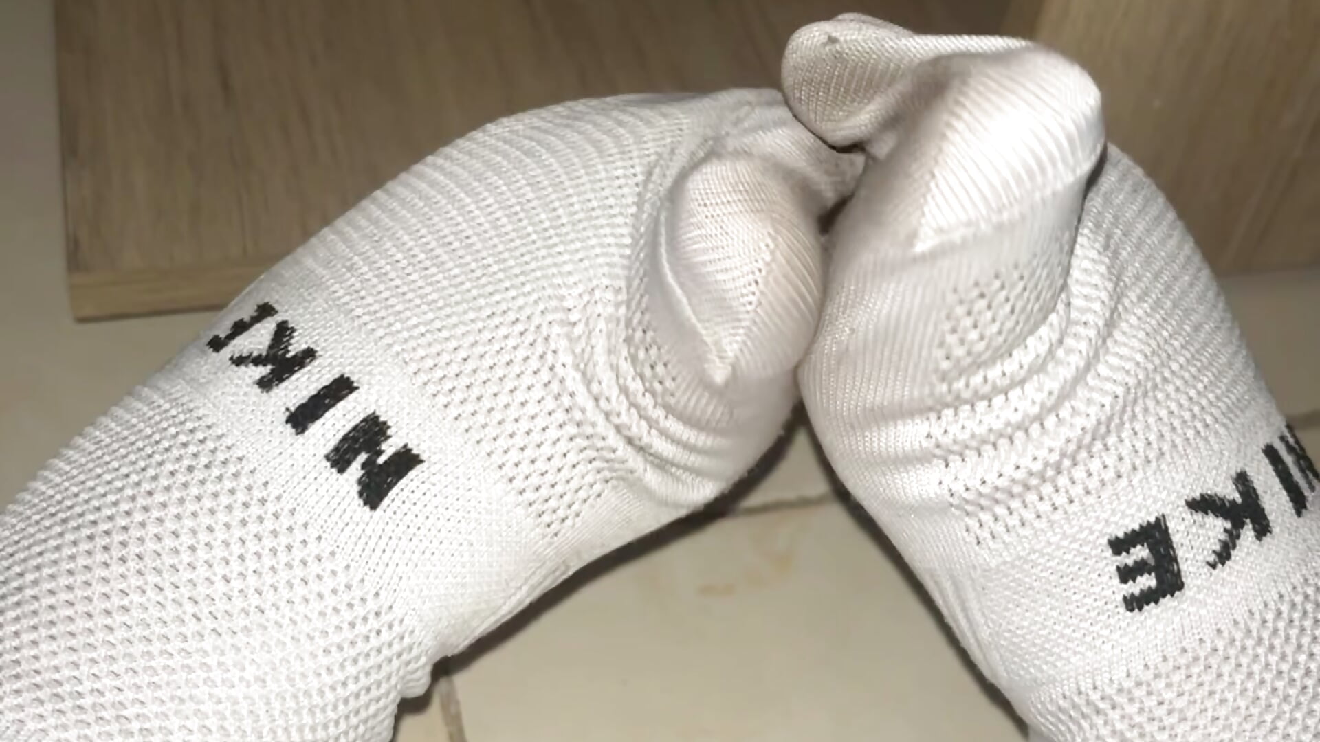 Dirty socks 🧦 - סרטון של Madii__Smith, דוגמן/ית מצלמה