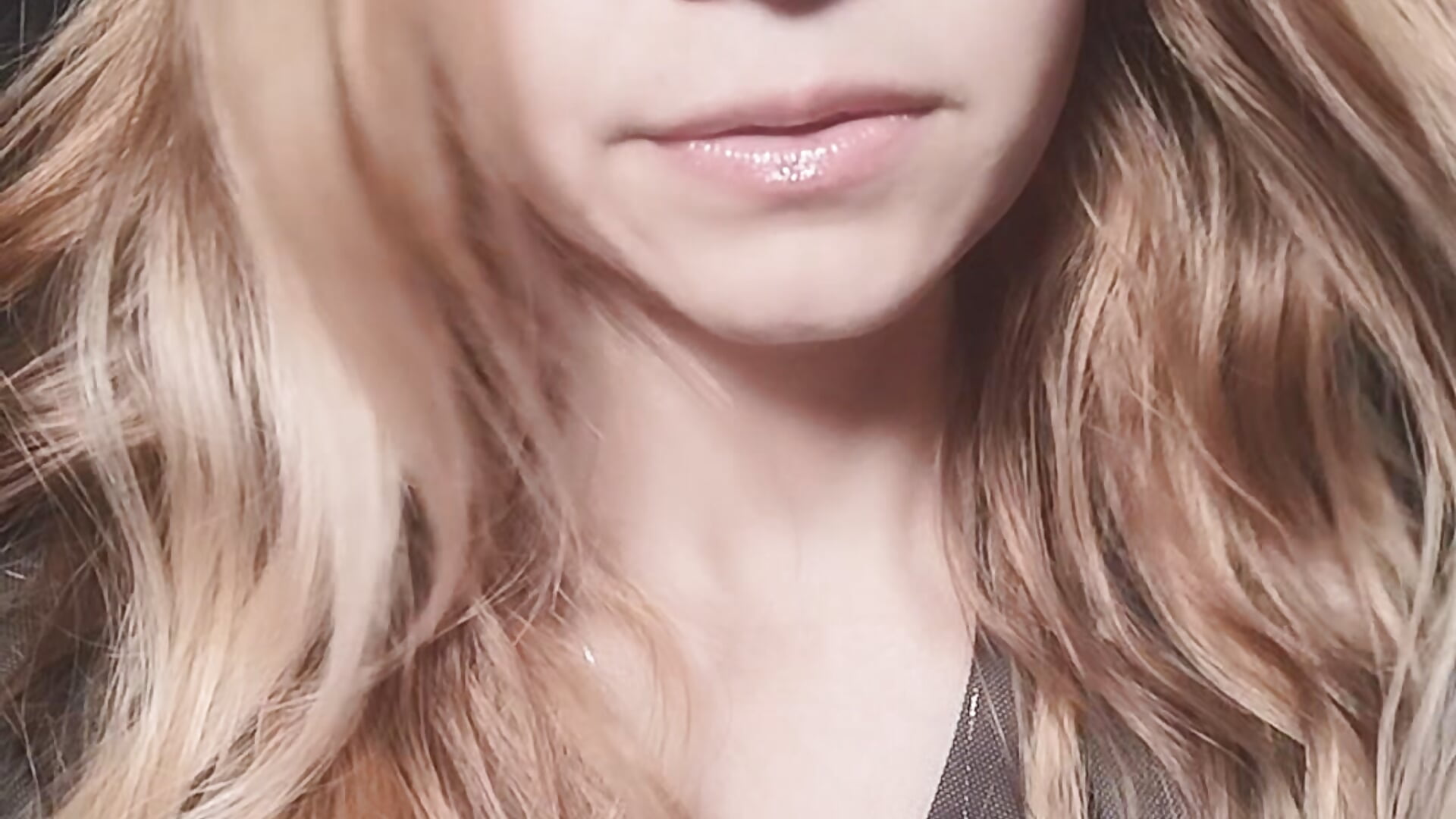 bc6830d9-eb91-481d-b8f0-749f3d918216-1_all_628 - clip cu bella-adams model videochat