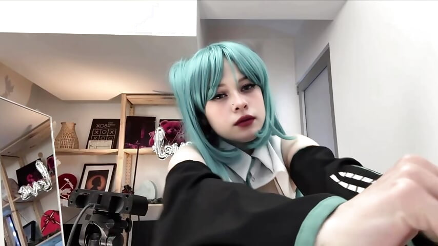 miku (p≧w≦q)