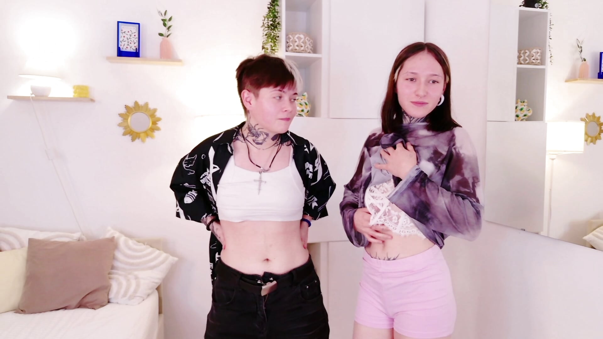 Welcome to room :3 - Kitty_Ollive adlı kamera modelinin videosu