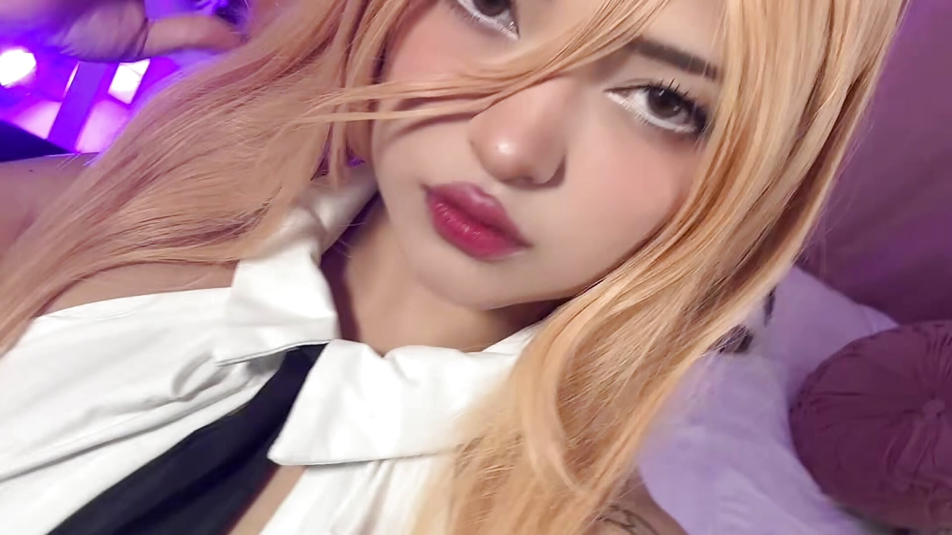 Power cosplay 👹 - video oleh Mia_angel_1 kamera model