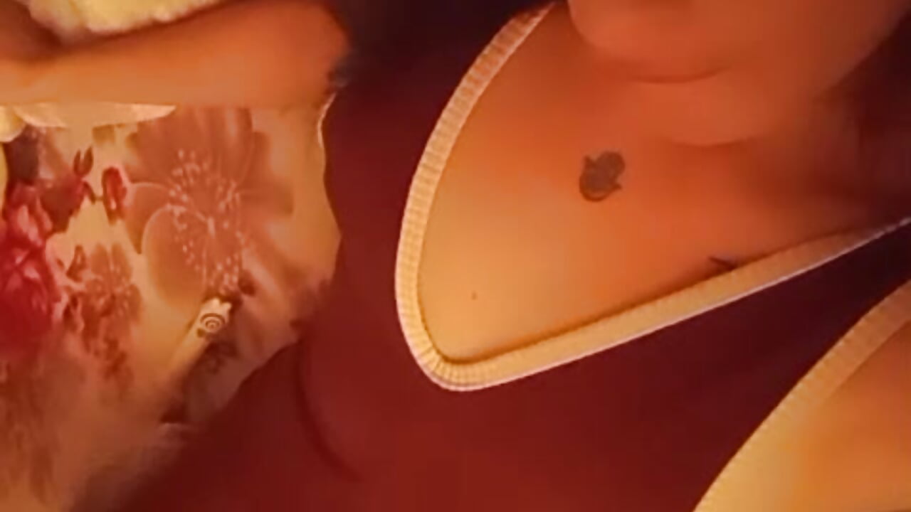 Me!!! – video af MiaColucci cam-model