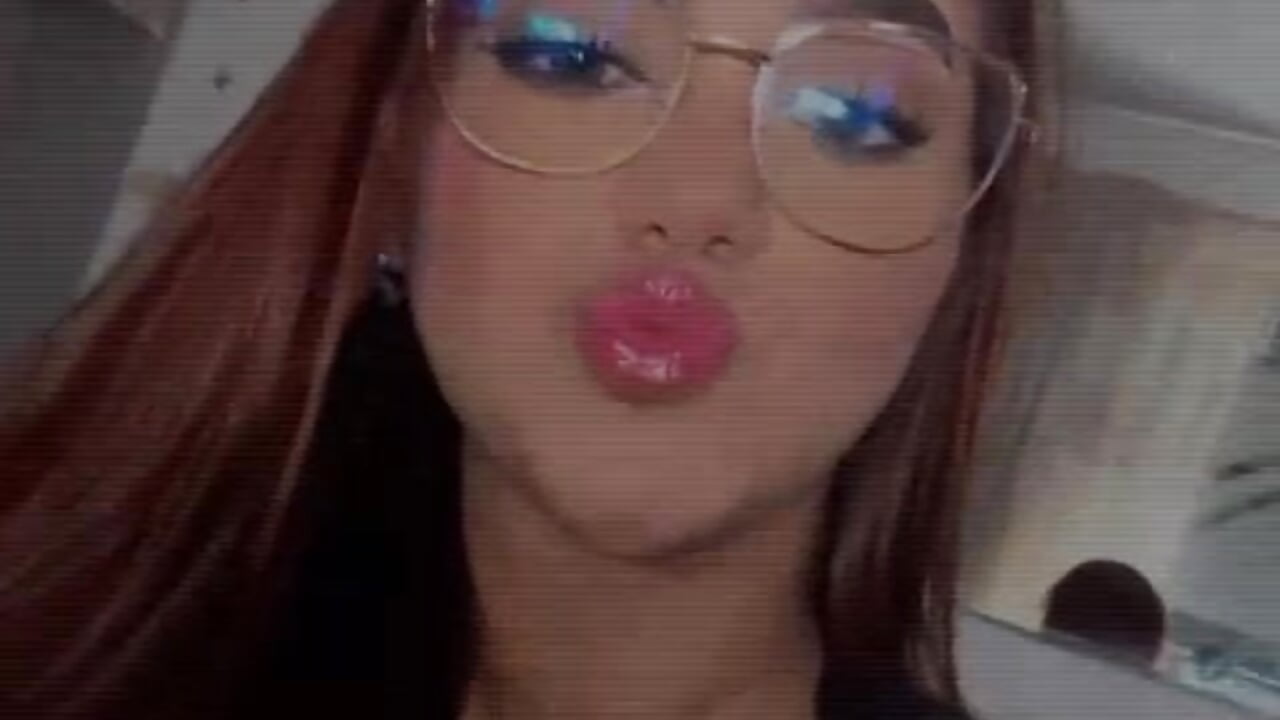 Kiss❤️ - video av AuroraRossi cam model