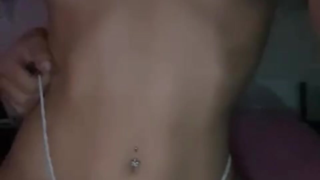 pircings in niples and body - video by dakota_smith2 cam model