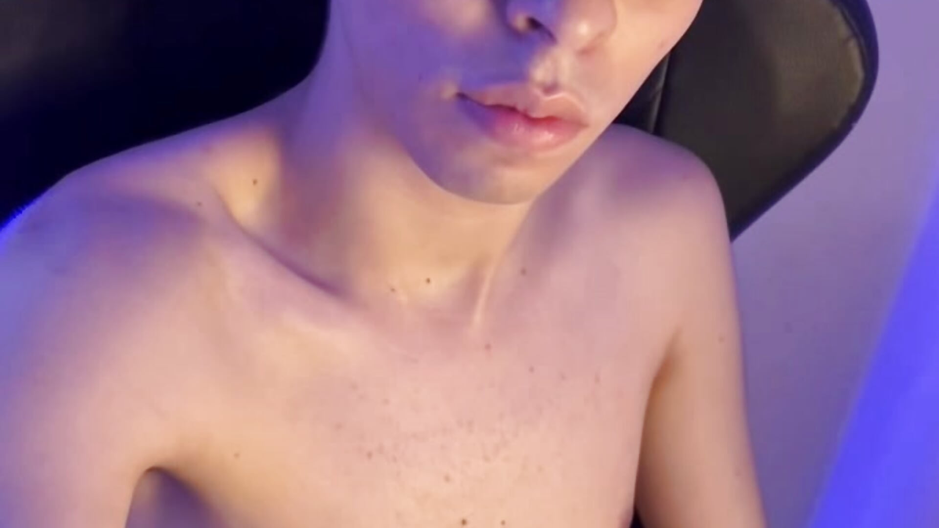 😏 — filmik MichaellSullivan, modela(-lki) na kamerkach