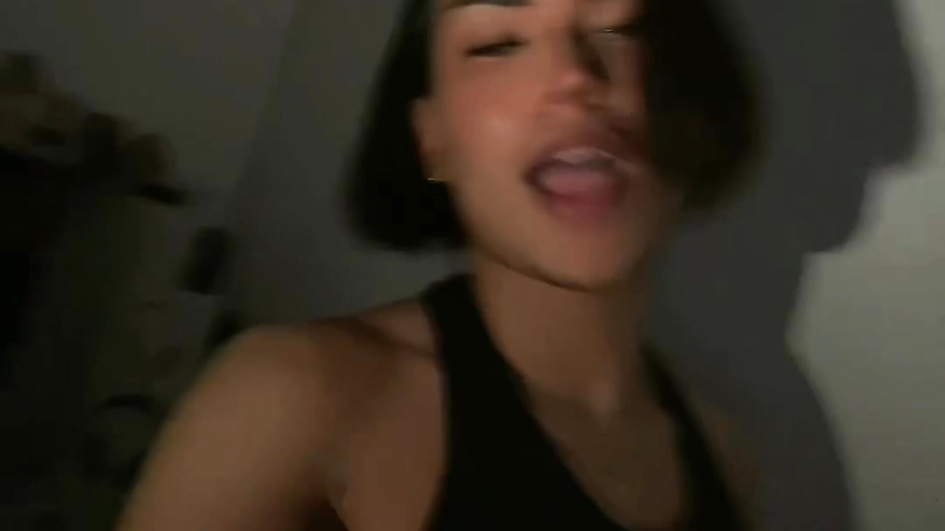 ZoeRuizz - Cam Model Trending Video 12