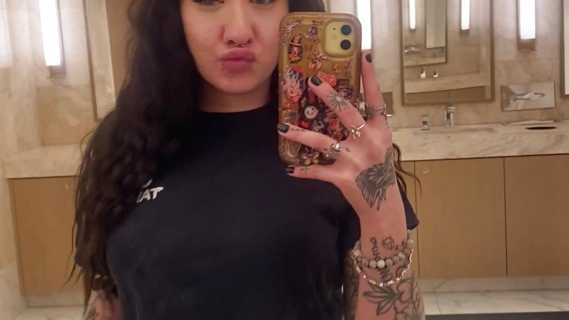 Surprise 😏😋 - video by binxbaby
