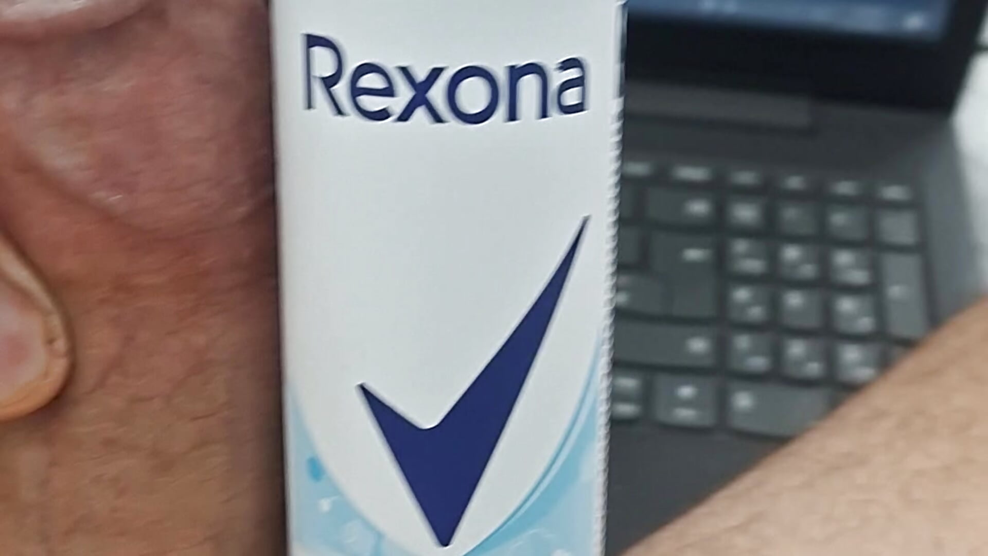 My biggest Rexona - video của người mẫu cam kendoxx