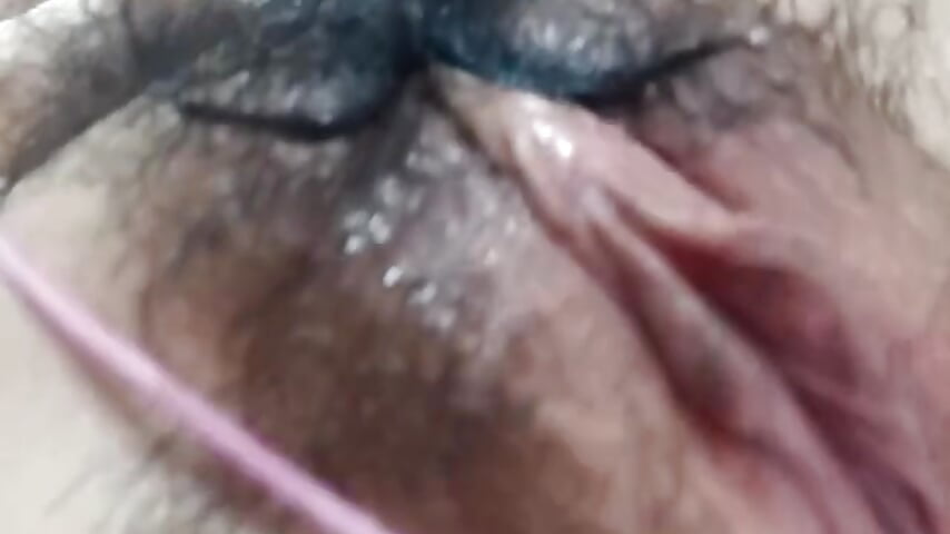 騷穴自慰求哥哥操爽歪歪