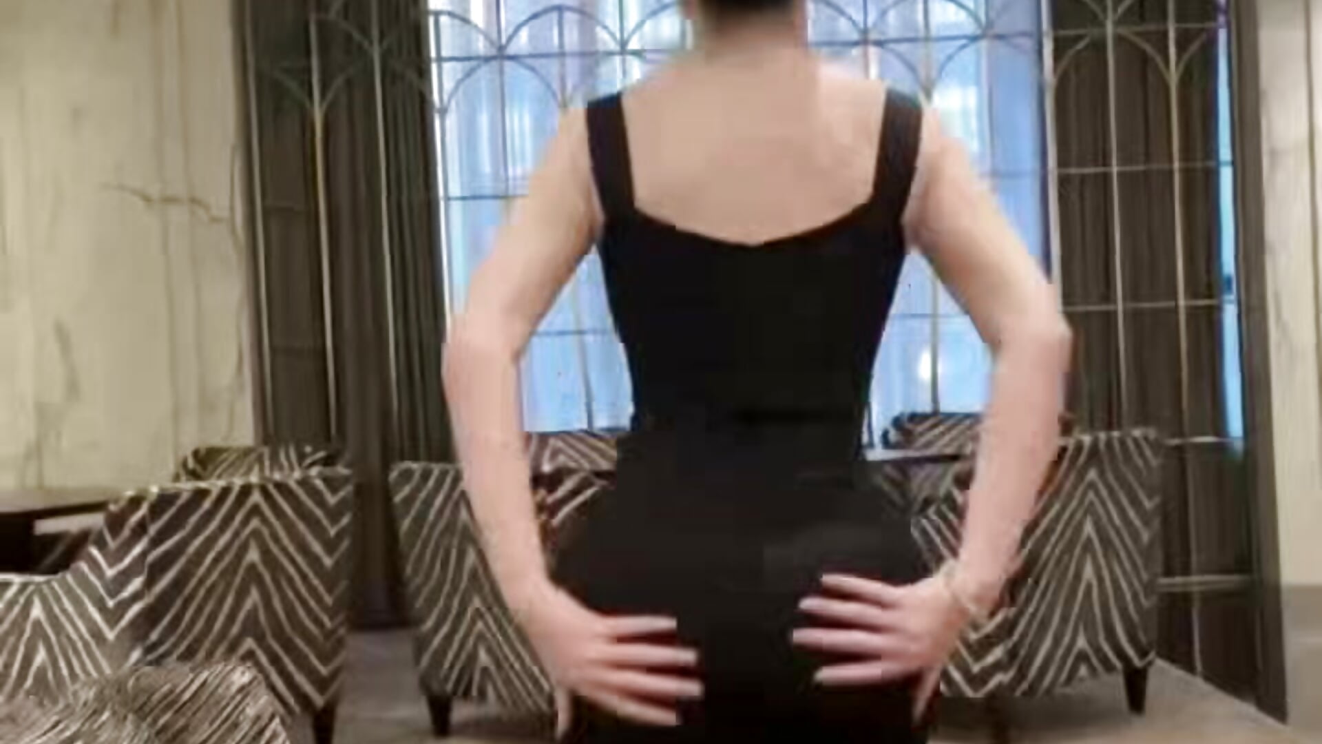 微信视频2026-09-21_182704_326 - vidéo du modèle de showcams Lily-h1