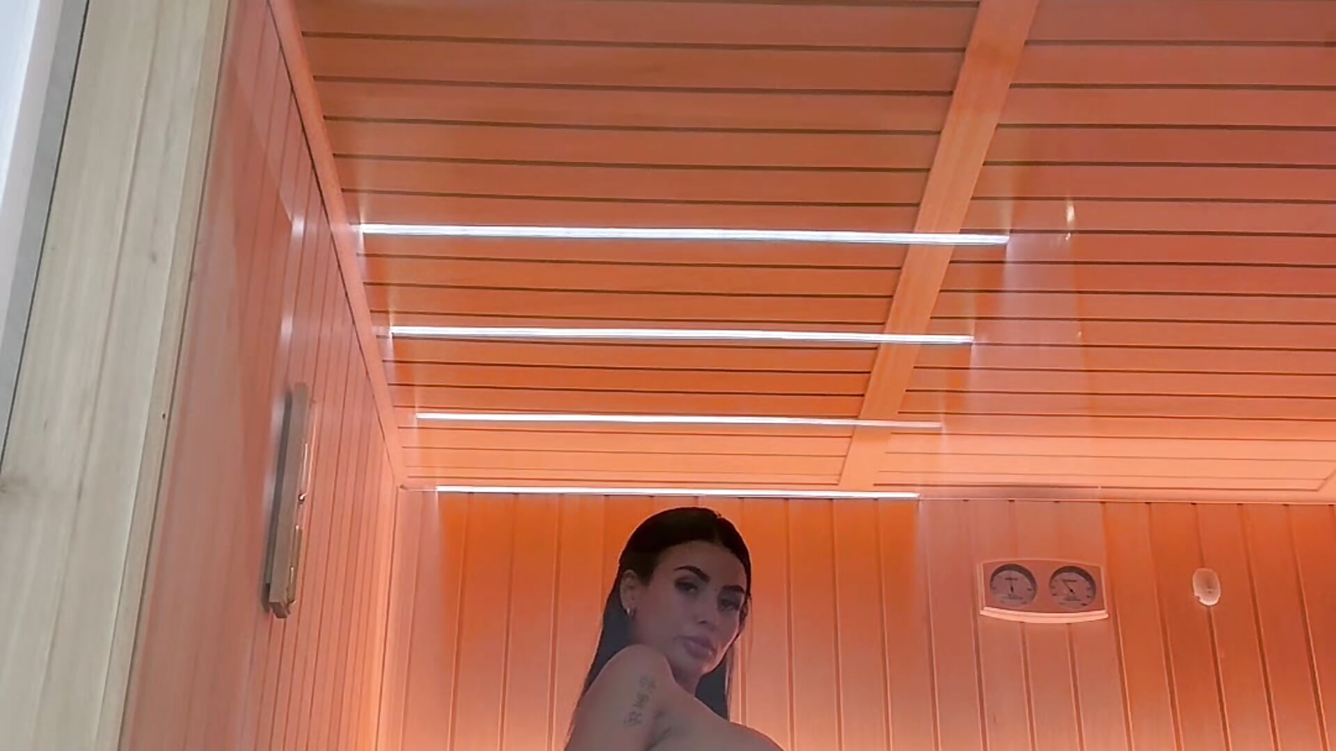 Squirt en el sauna turco 💦😈 – video af lovenglyvar23