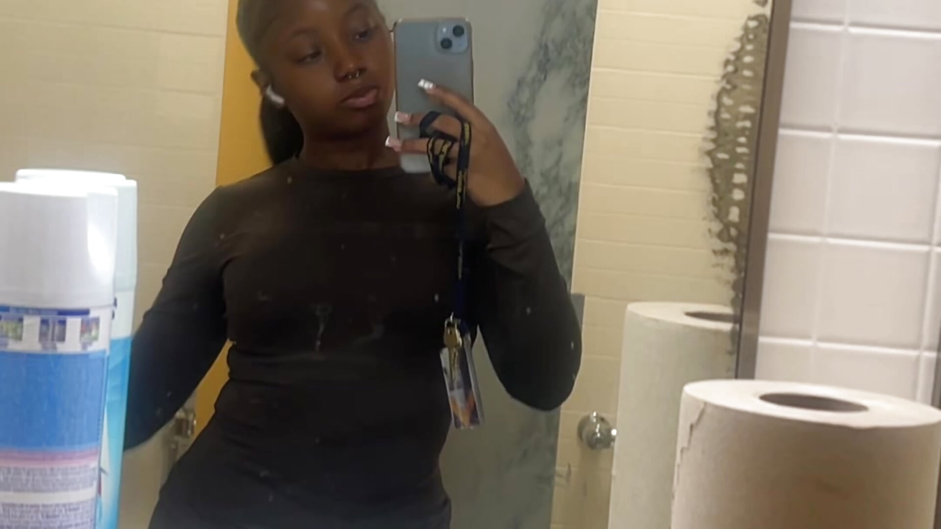 . - video di prettyyyebony1 modella di cam
