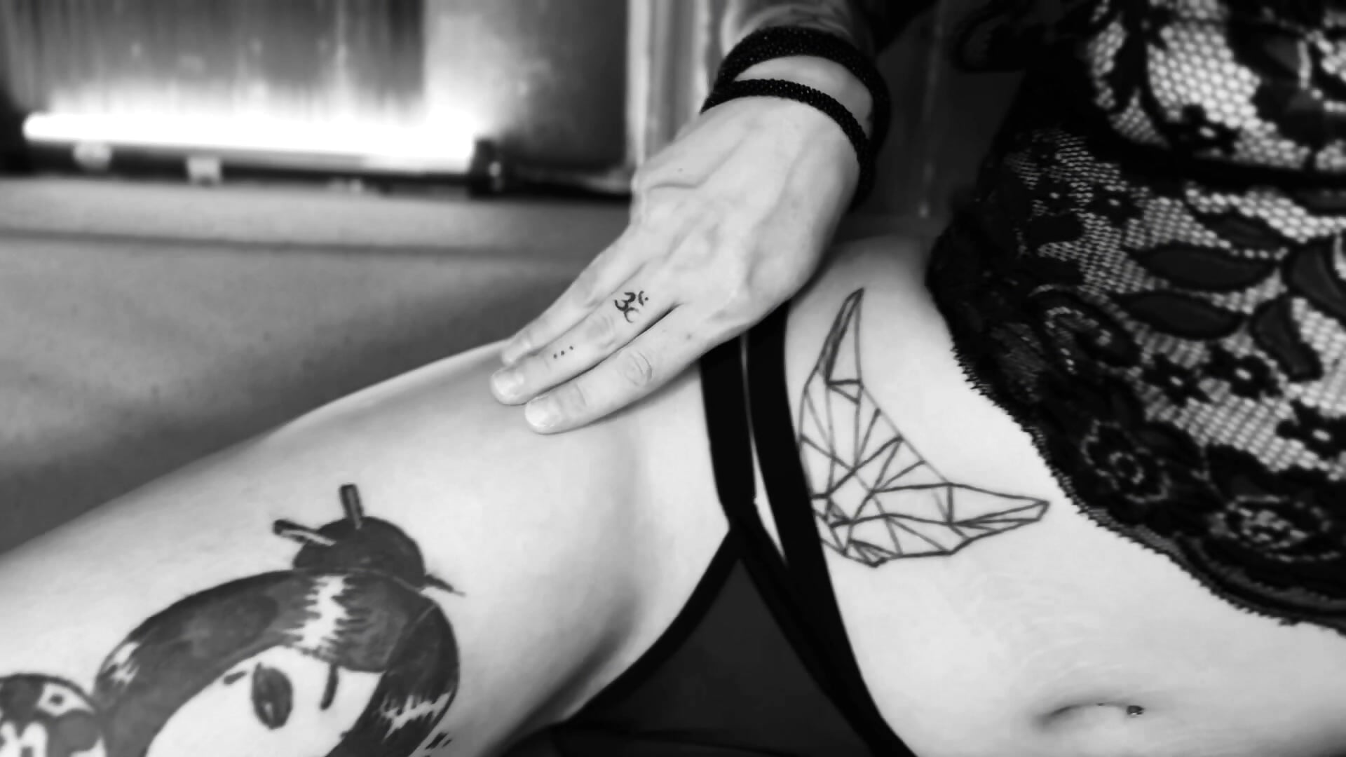 A few of my tattoos. - відео від вебкаммоделі SherryTerry